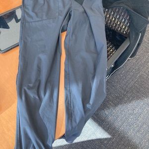 lulu midweight jogger